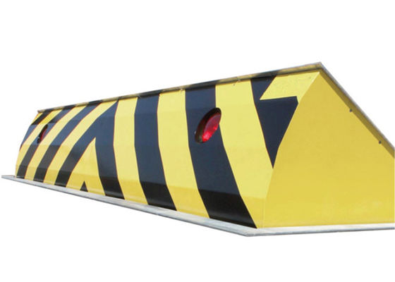 100 TON pojemności hydrauliczny bloker drogowy z ostrzeżeniem o świetle LED i prędkością otwierania 3 sekundy